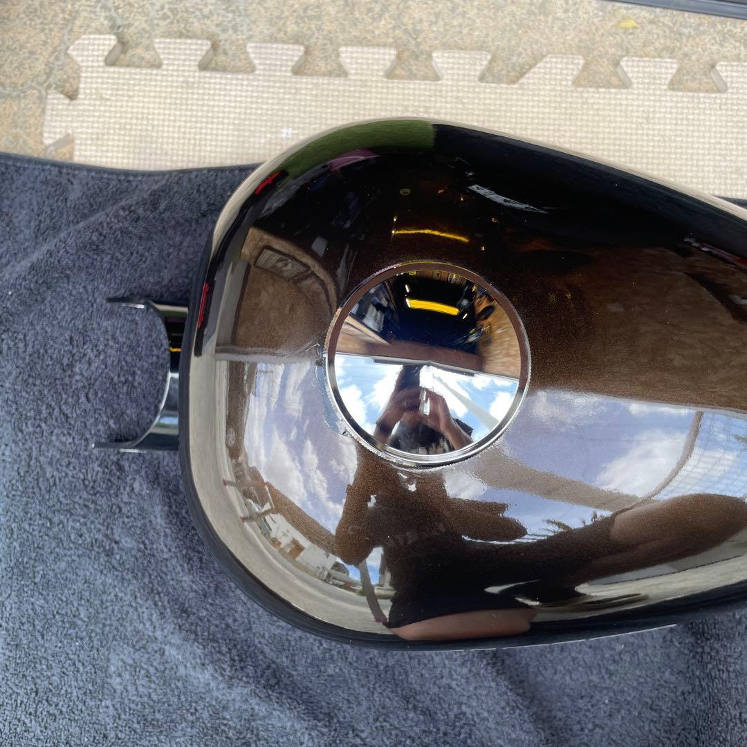 スポーツスター　タンク　マスタング　インジェクション