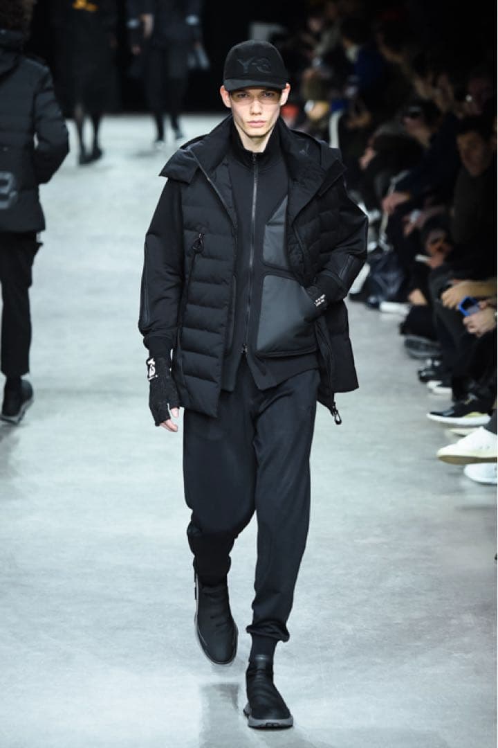 ジャケット・アウター Y-3 MATTE DOWN VEST