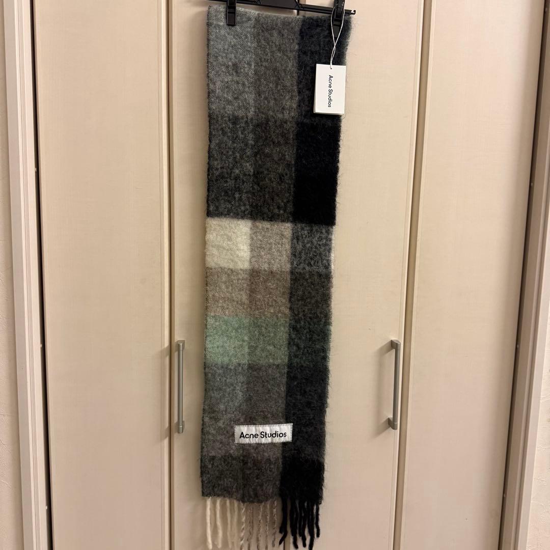 【公式オンライン購入品】Acne Studios チェック柄マフラー　ブラック