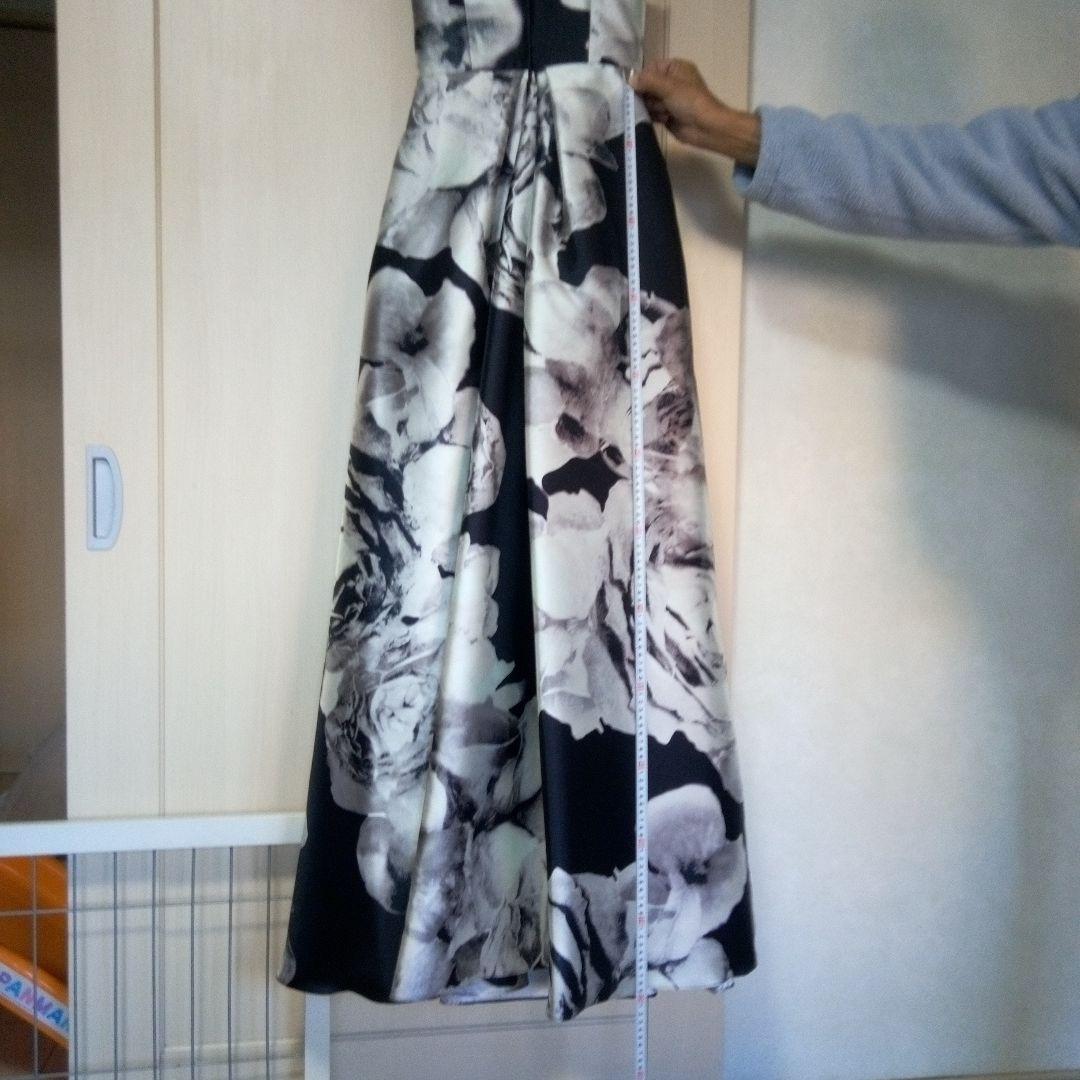 花柄マキシドレスクリーニング済21000円さらに値下げイヤリング、ネックレス付き