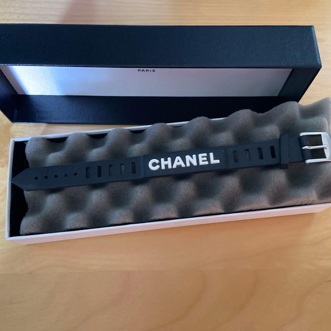 CHANEL シャネル　ラバー　ロゴ　ブレスレット　ベルト