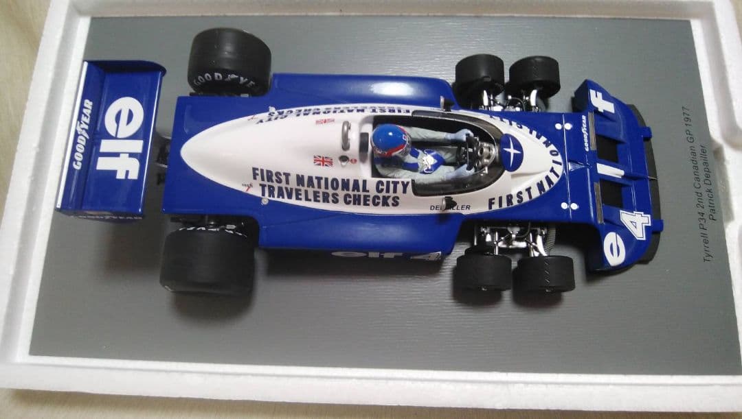 DOC　SPARKモデル1/18 1977GP ティレルP34 #4