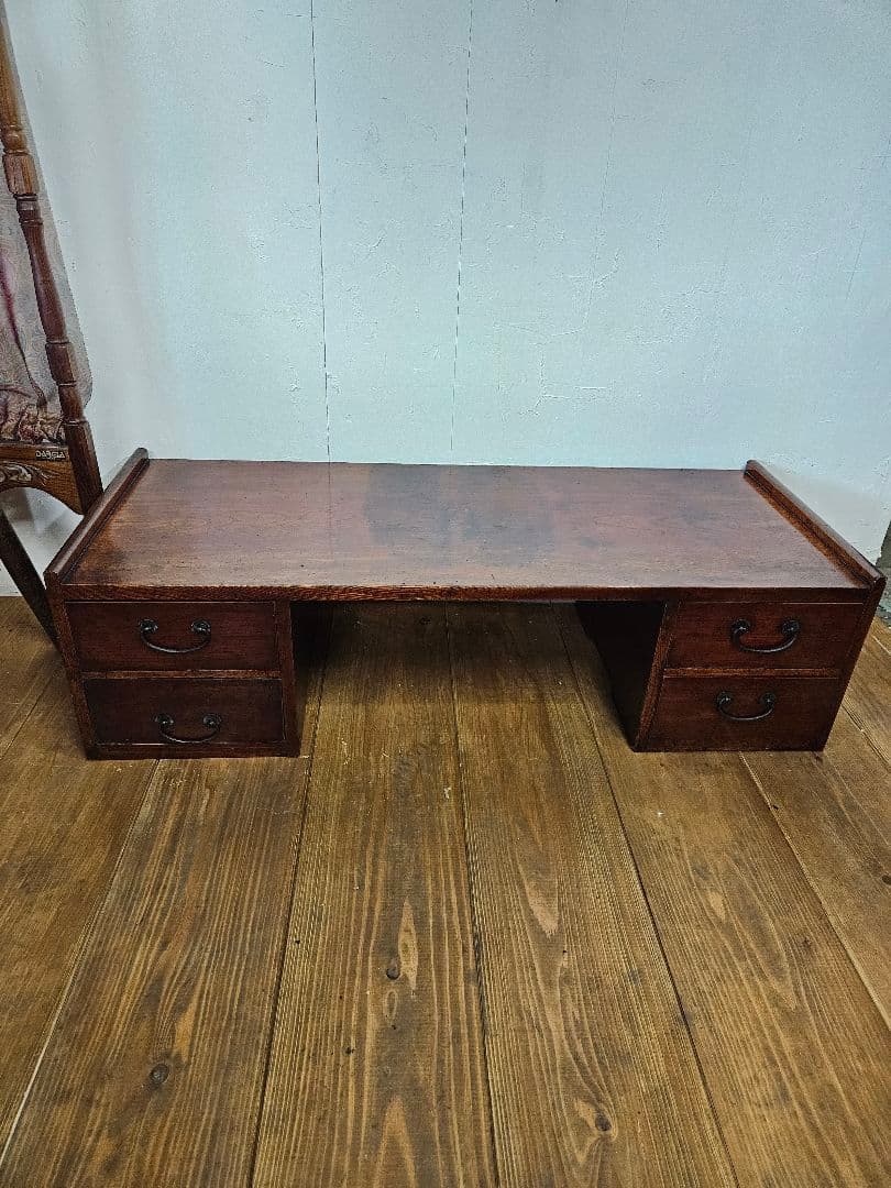 日本のアンティーク 漆塗りの文机 飾り台 抽斗 勉強机 座卓 木地呂塗り 古家具