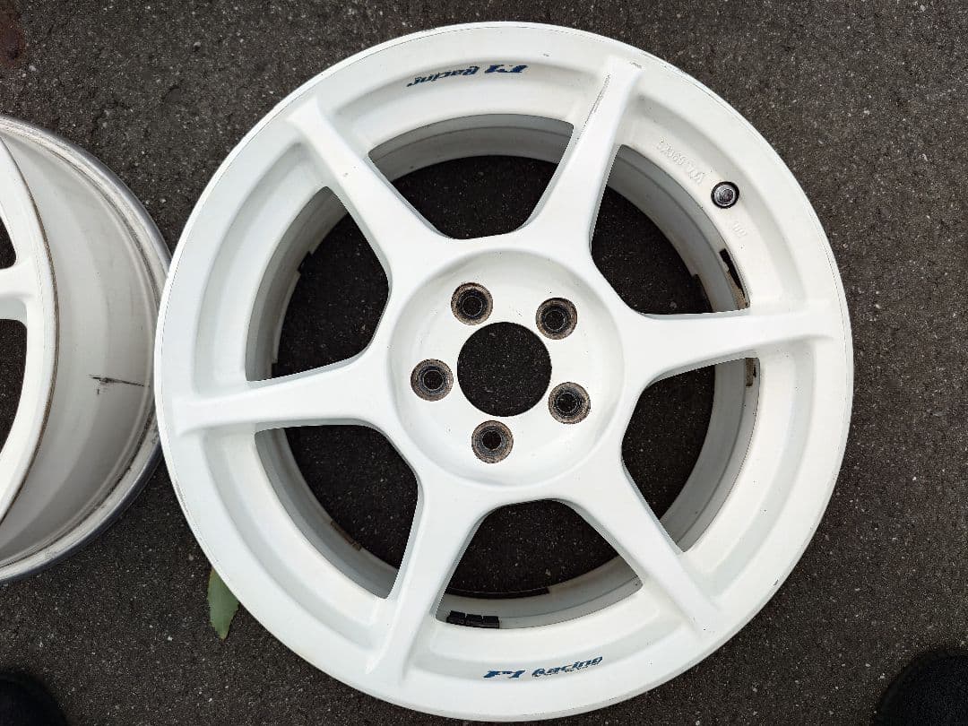 P1レーシング　16インチ4本セット