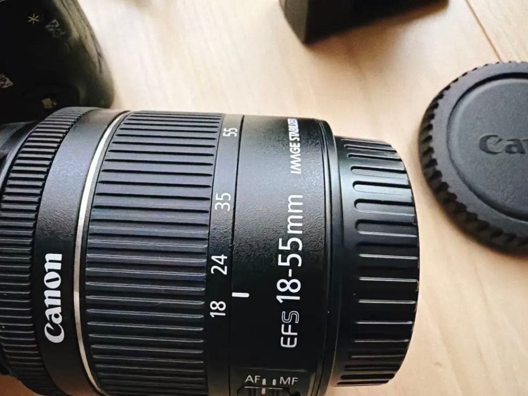 Canon EOS Kiss X10 ダブルズームキット　一眼　美品　キャノン