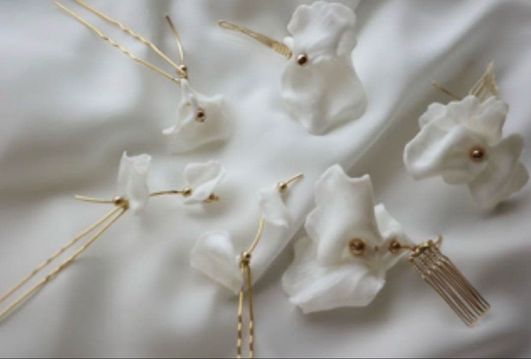 ✨ 極美品 ゼクシィ掲載完売品✨フルア flua white sweet pea