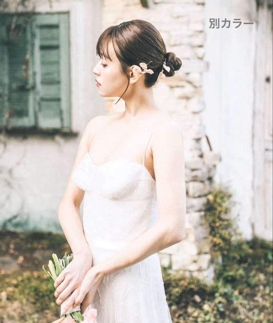 ✨ 極美品 ゼクシィ掲載完売品✨フルア flua white sweet pea