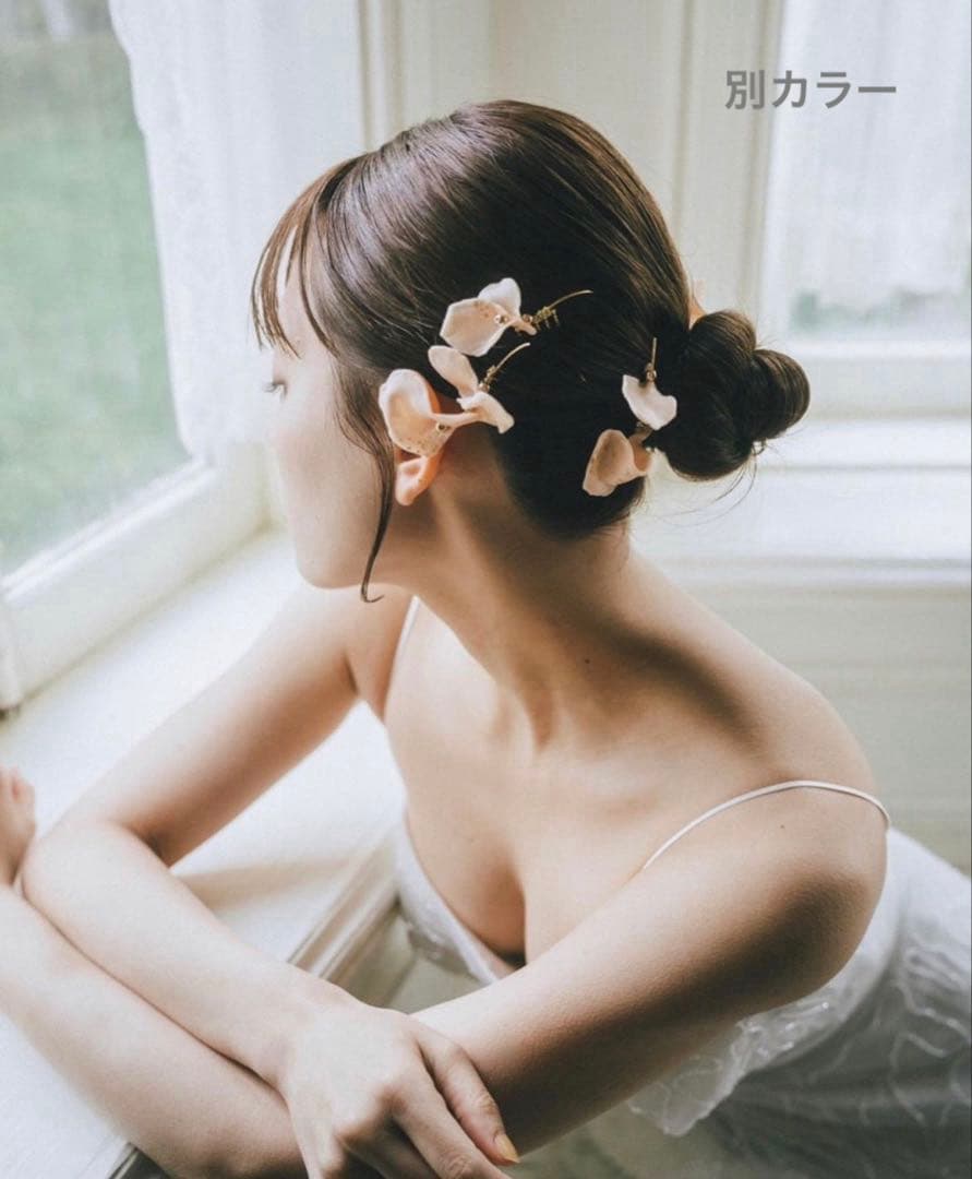 ✨ 極美品 ゼクシィ掲載完売品✨フルア flua white sweet pea