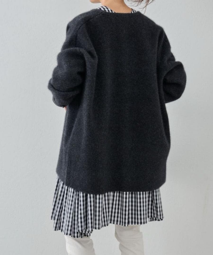 BEARDSLEY ニットコート　ブラック　ビアズリー　洗える　ノーカラー　黒