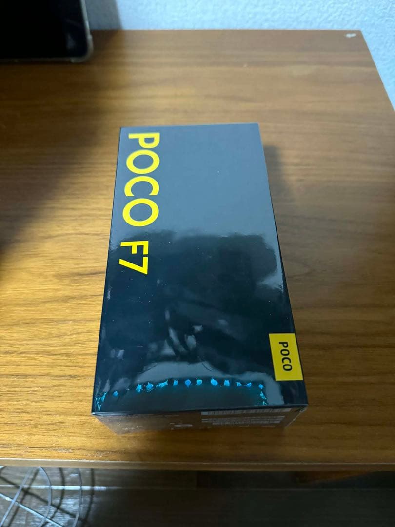 携帯電話本体 POCO F7 12GB/256GB
