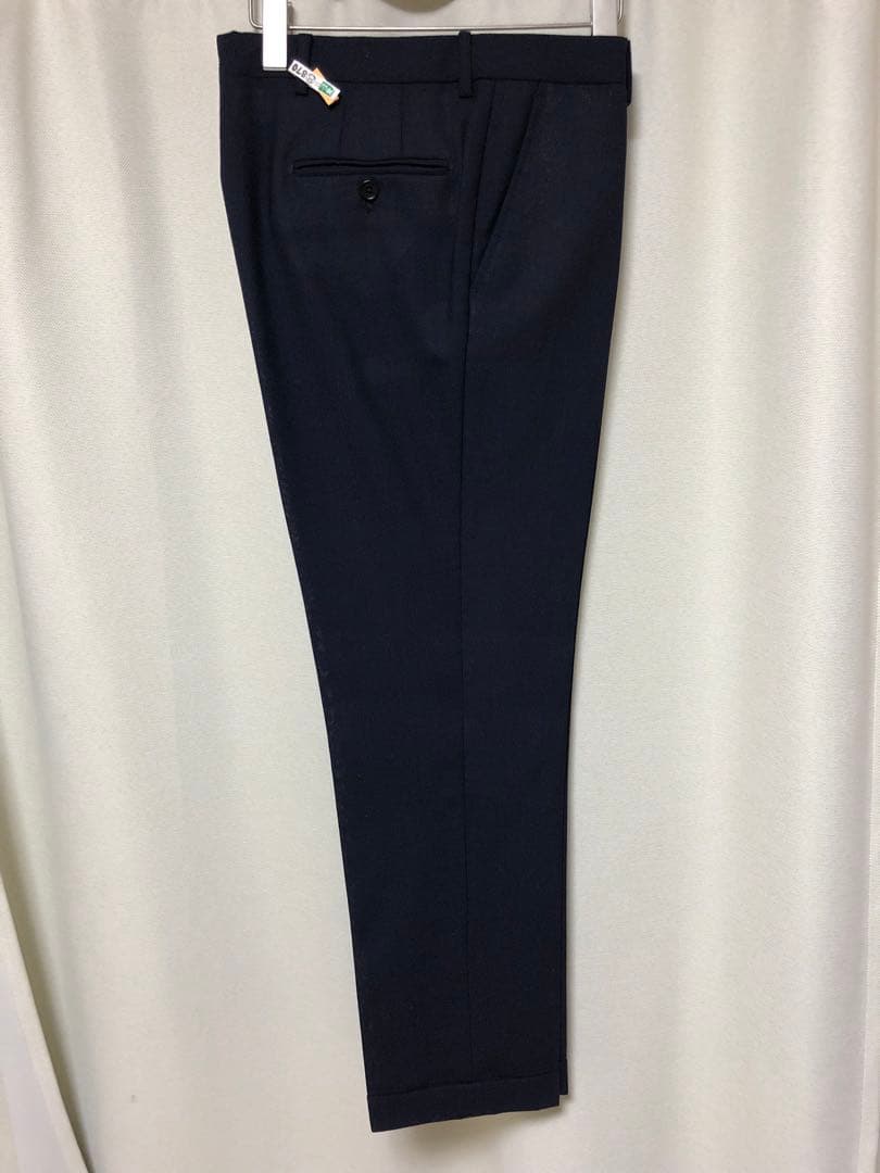 【Errico Formicola】ネイビースーツ　48サイズ