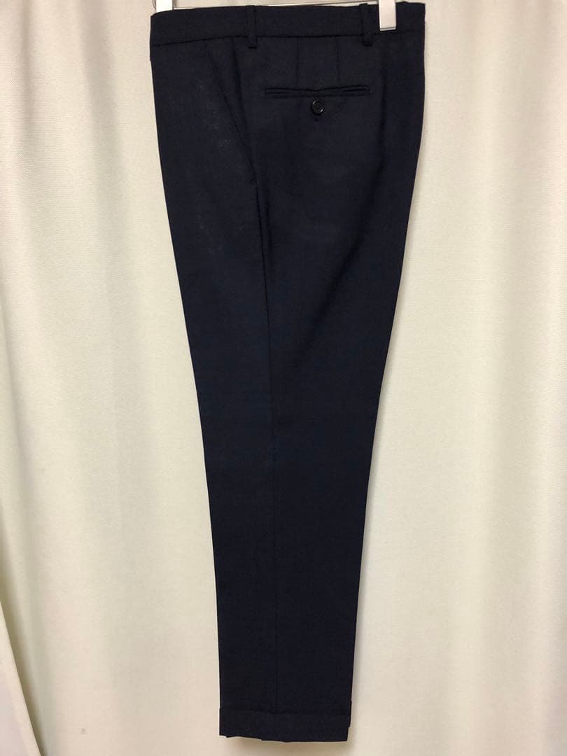 【Errico Formicola】ネイビースーツ　48サイズ