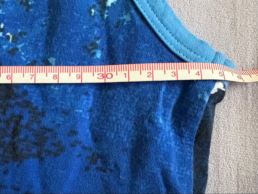 CHANEL 波のグラフィック タンクトップ