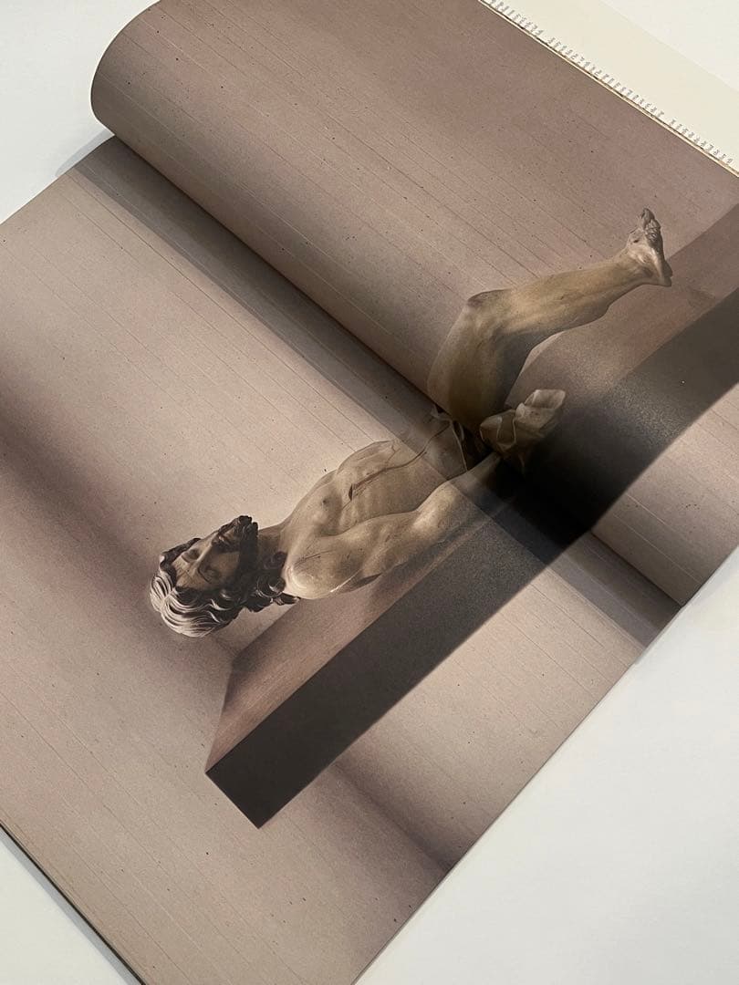 ACNE PAPER issue7 アクネペーパー　purple dutch