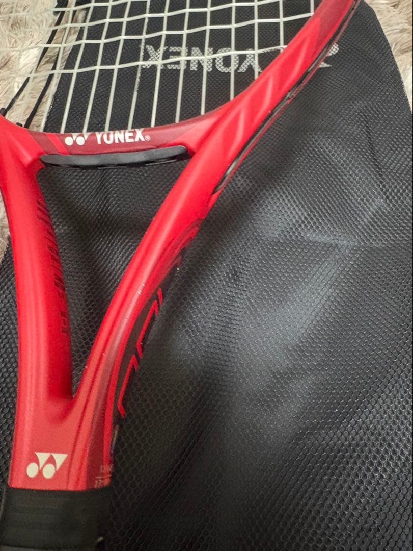 YONEX　ヨネックス　ラケットVCORE 100　G1