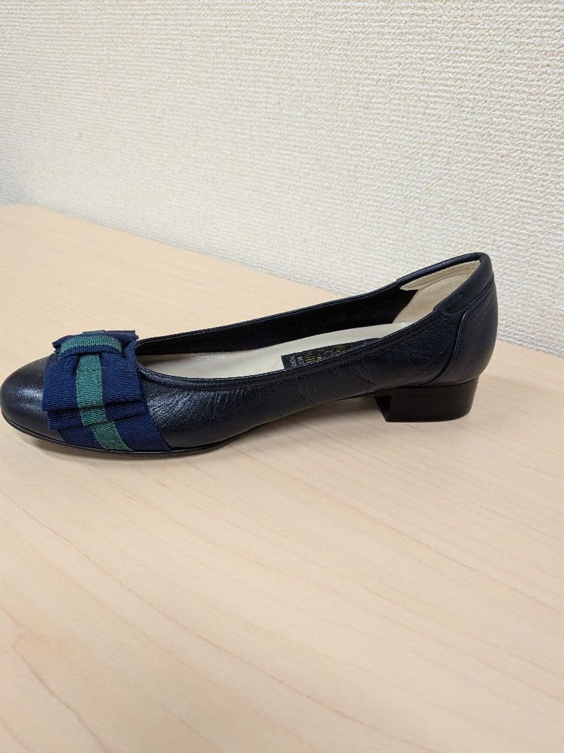 【美品】MIHAMA リボン付きカッターシューズ ネイビー　エコバッグ付