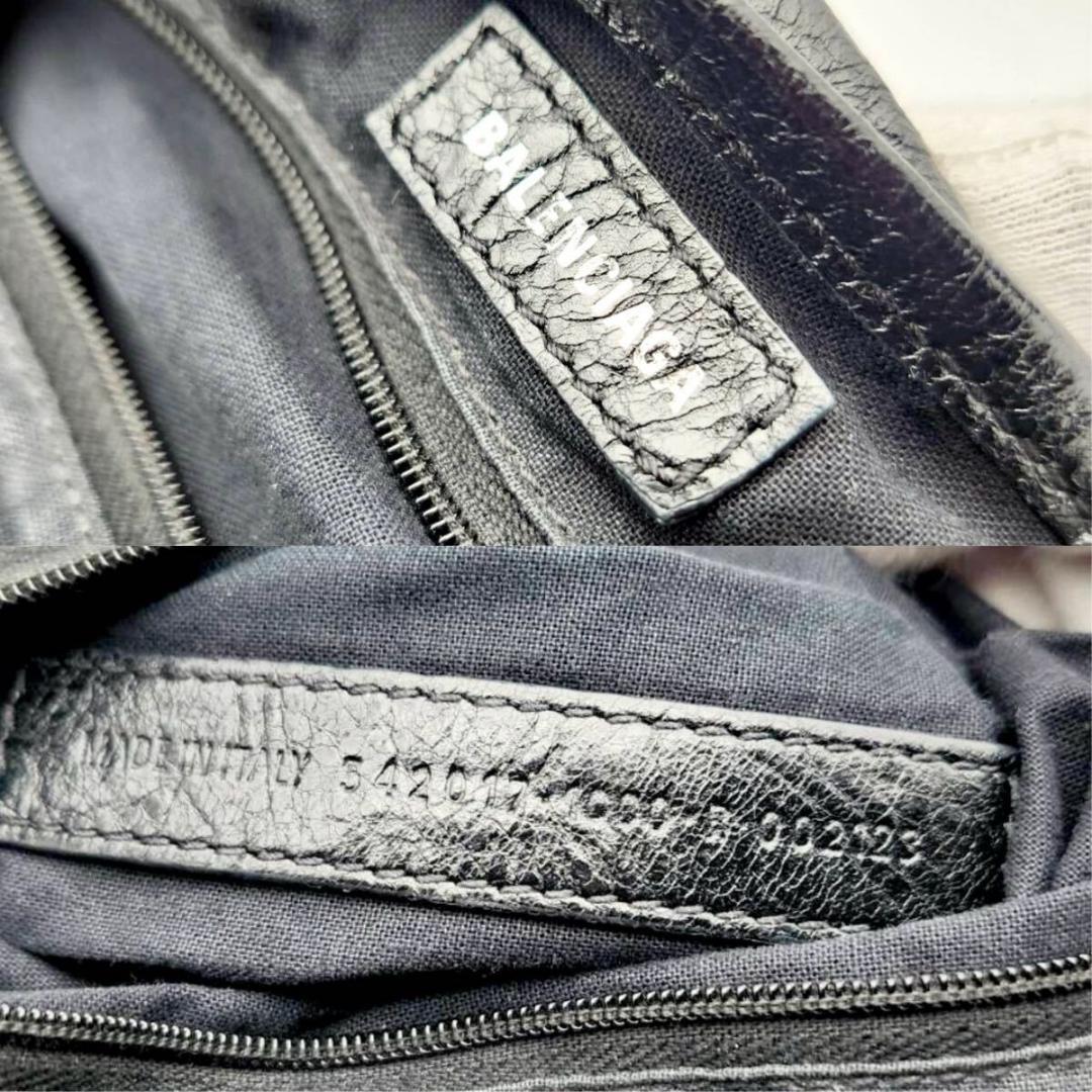 バレンシアガ　ネイビーカバスS ハンドバッグ シワ加工 ブラック　レザー　A4可