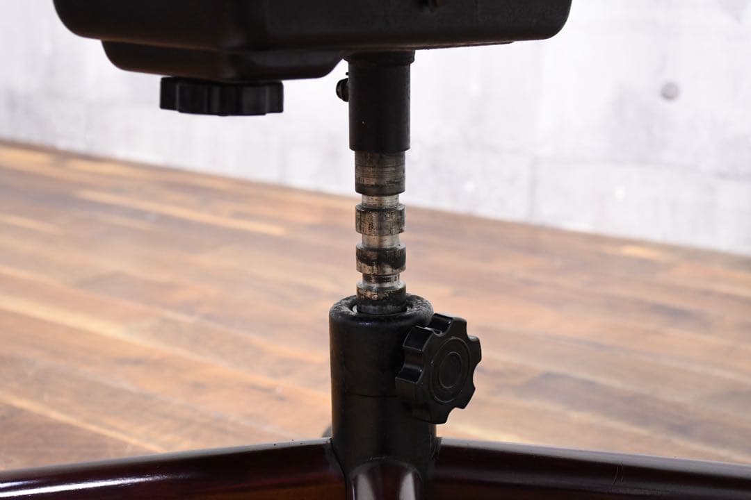 EGK22 オールドカリモク デスクチェア キャスターチェア 書斎椅子 昇降