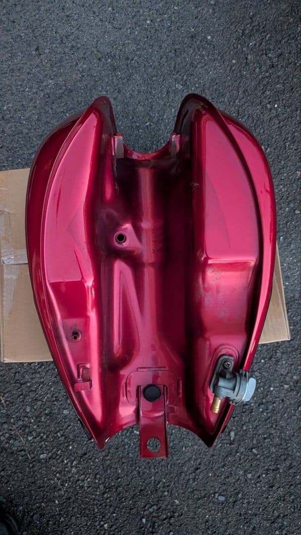 エストレヤFI タンク