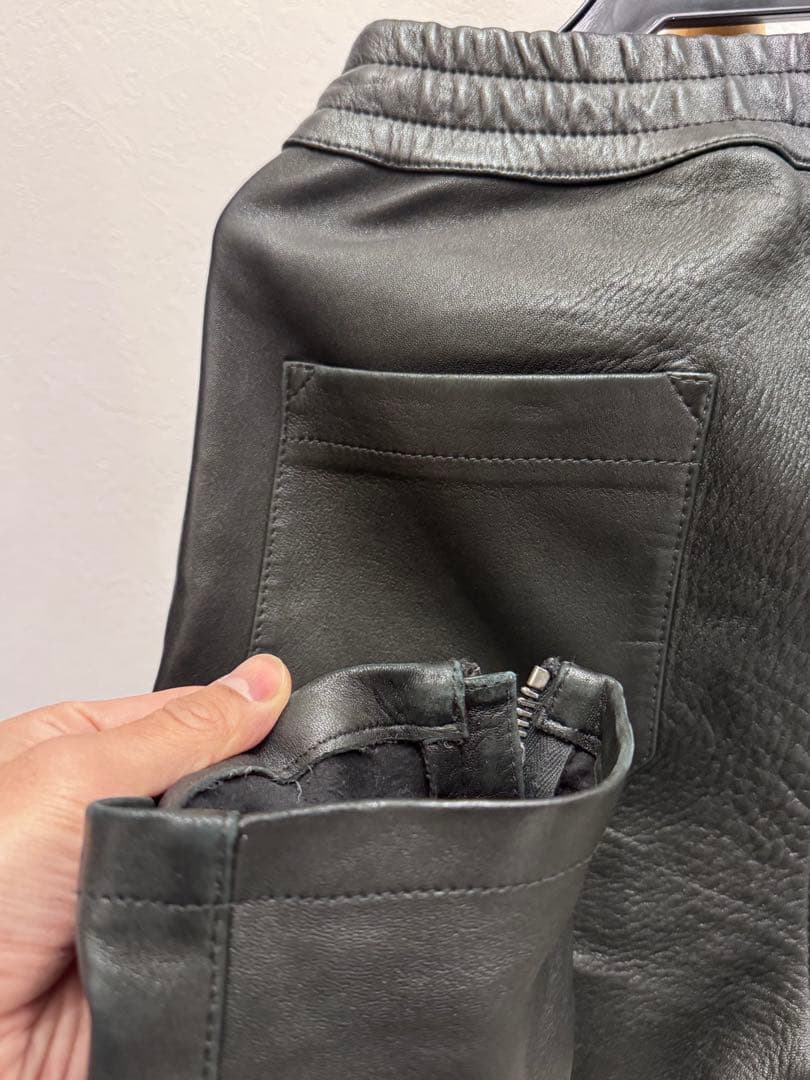 BALMAIN バルマン の バイカーレザースキニーパンツ