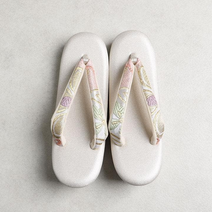 【新品】沙織謹製 草履バッグセット フリーサイズ 古典柄 帯地 　02862