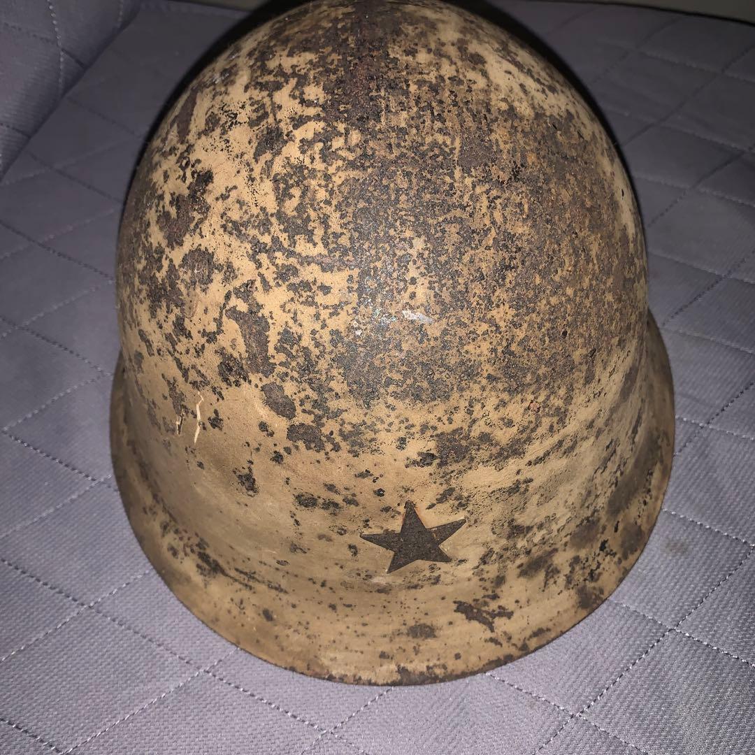 ア*ネ様 日本軍　陸軍 　ヘルメット　鉄帽　鉄兜　当時物　実物　星形付き 星マー