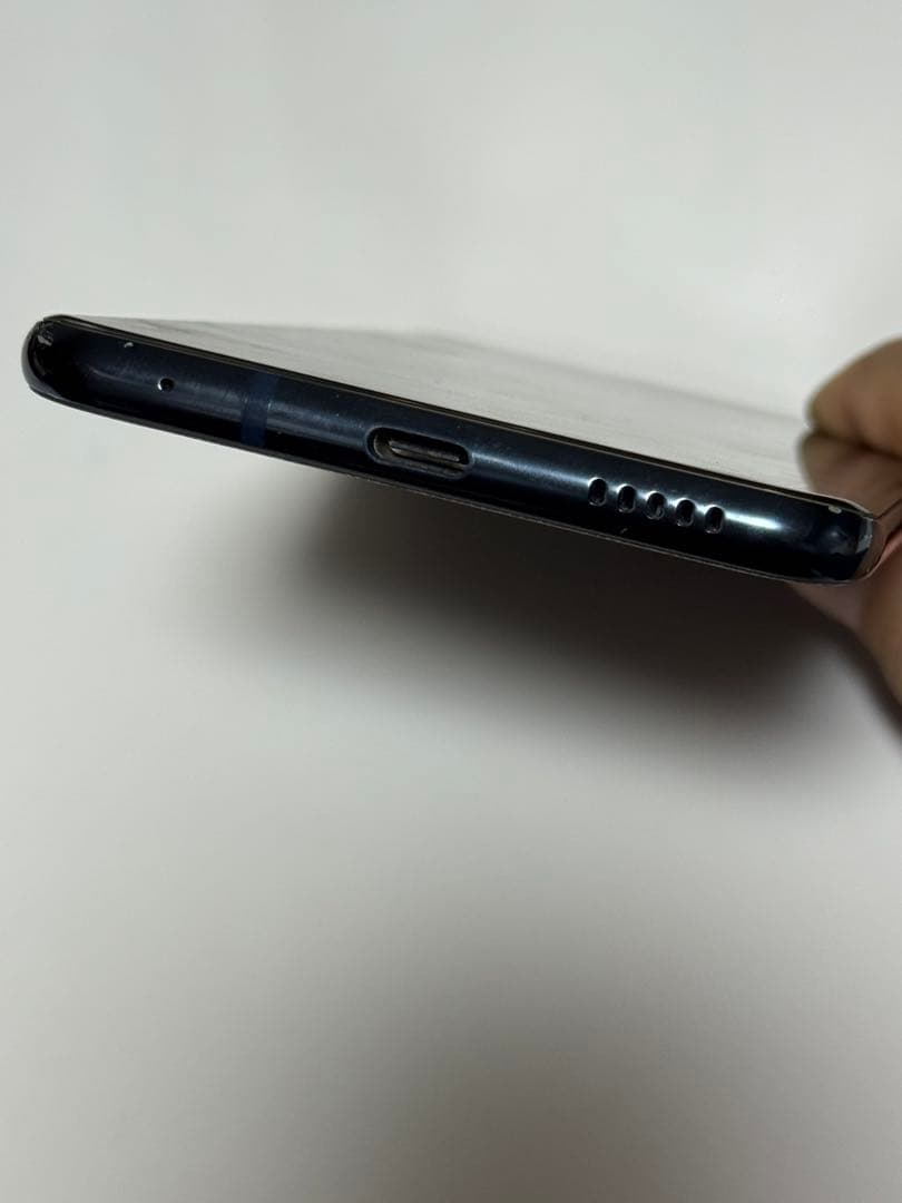 LG isai V30+ LGV35 128GB SIMフリー