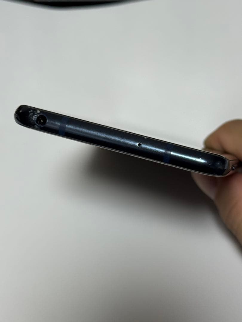 LG isai V30+ LGV35 128GB SIMフリー