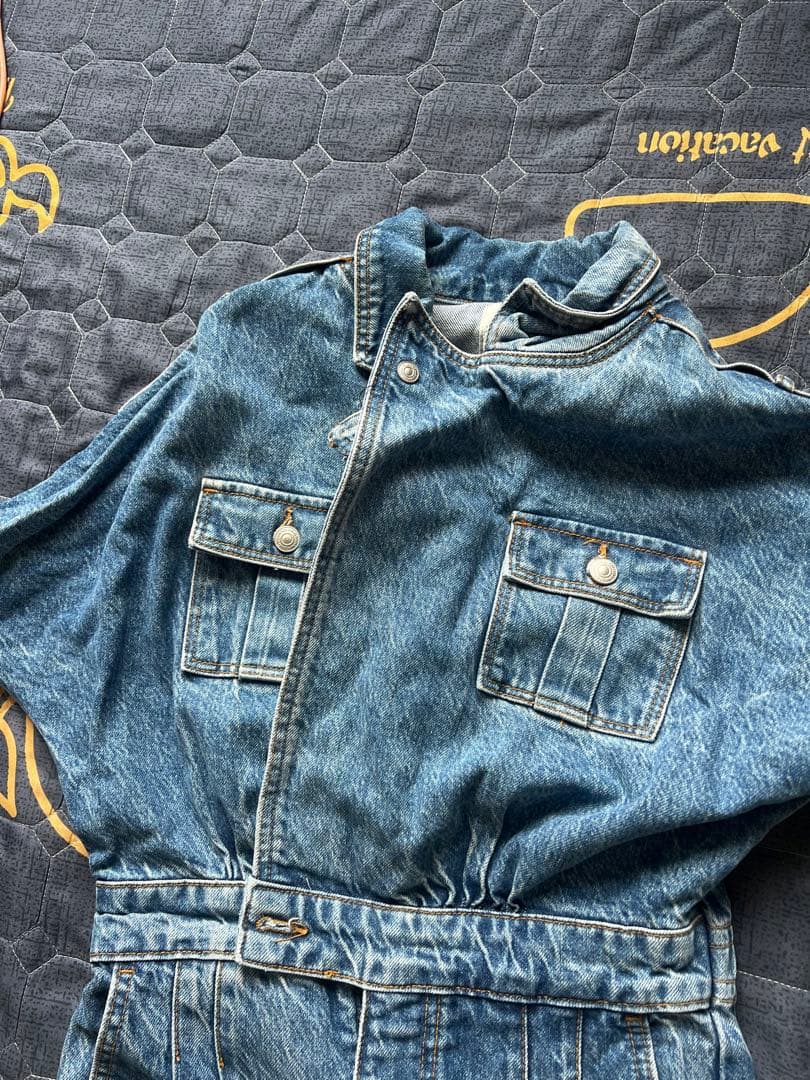 ザラ　デニム　オールインワン　つなぎ　usa古着風　ジャンプスーツ　絵本4冊