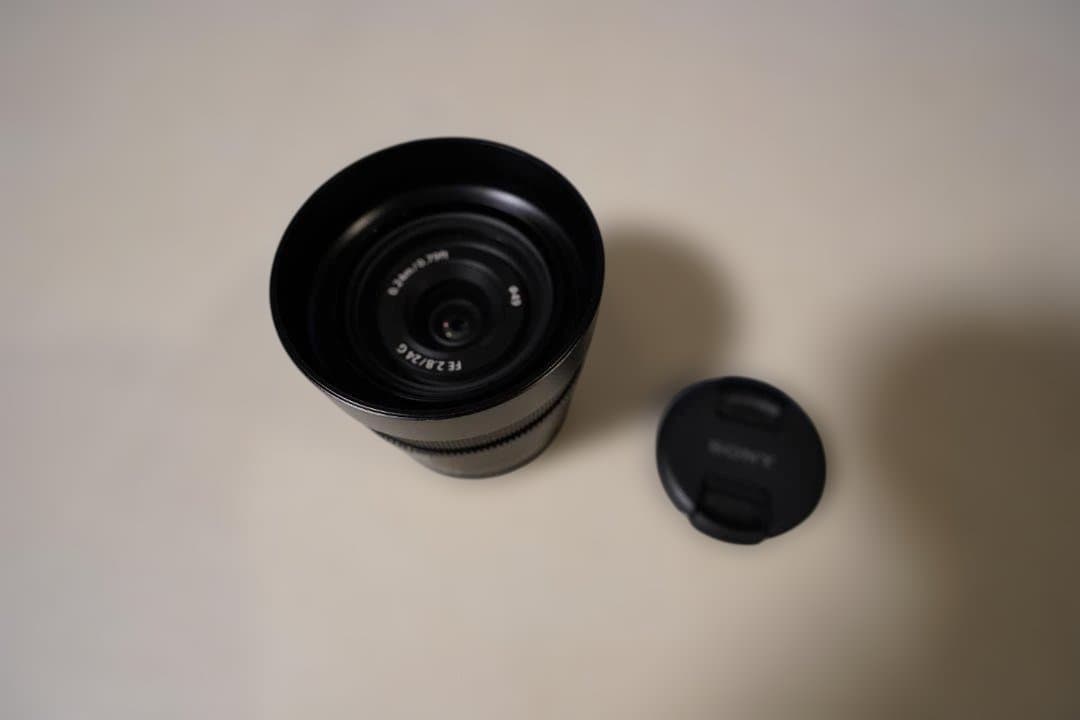 カメラレンズ　Sony 純正 SEL24F28G