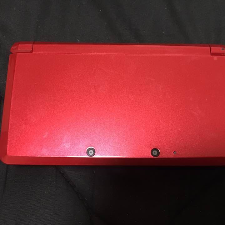 ニンテンドー3DS本体 レッド