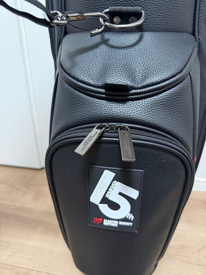 新品 マスターバニー原英莉花プロアイコン限定キャディバック DR用ヘッドカバー付