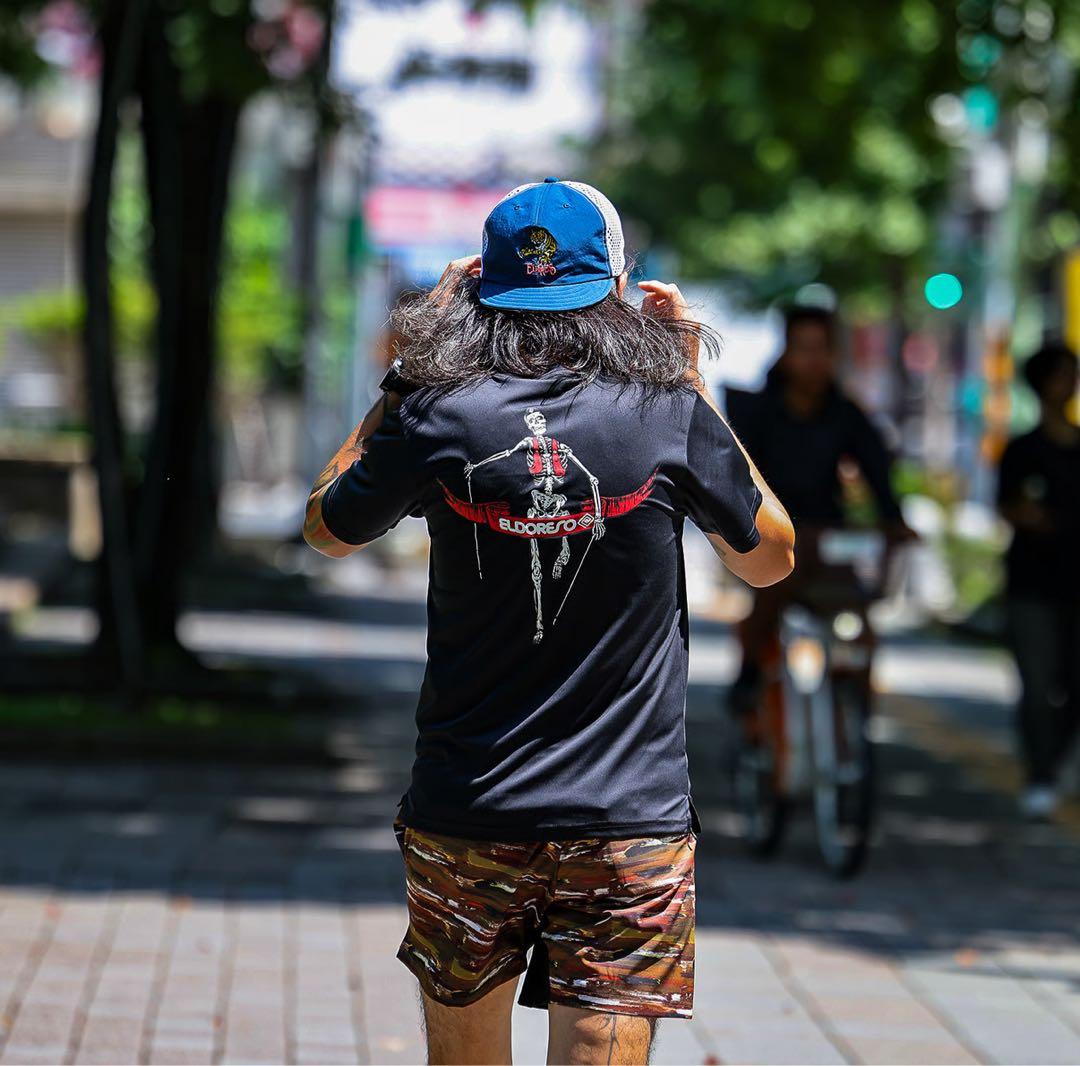 ELDORESTO スケルトンデザイン Tシャツ　サイズＸＬ