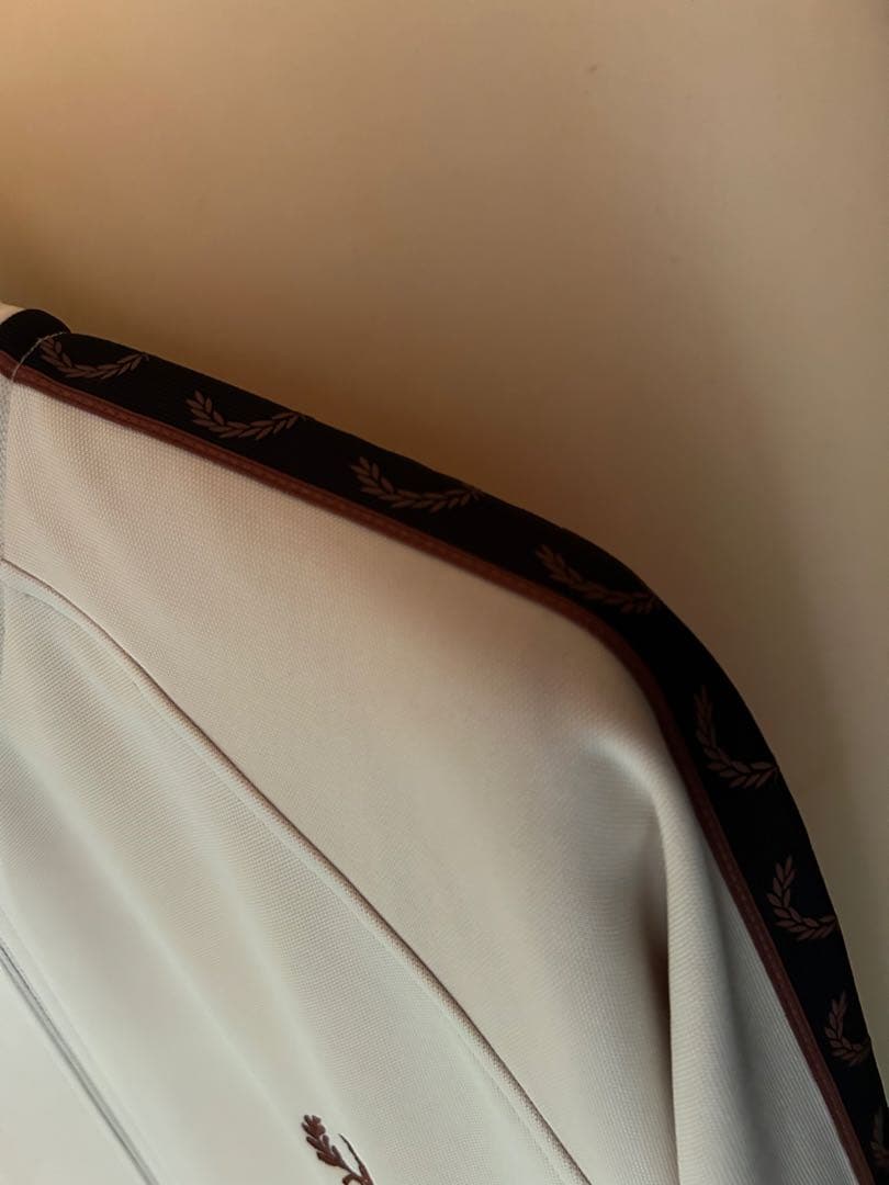 超美 FRED PERRY / Contrast Tape Track JKT