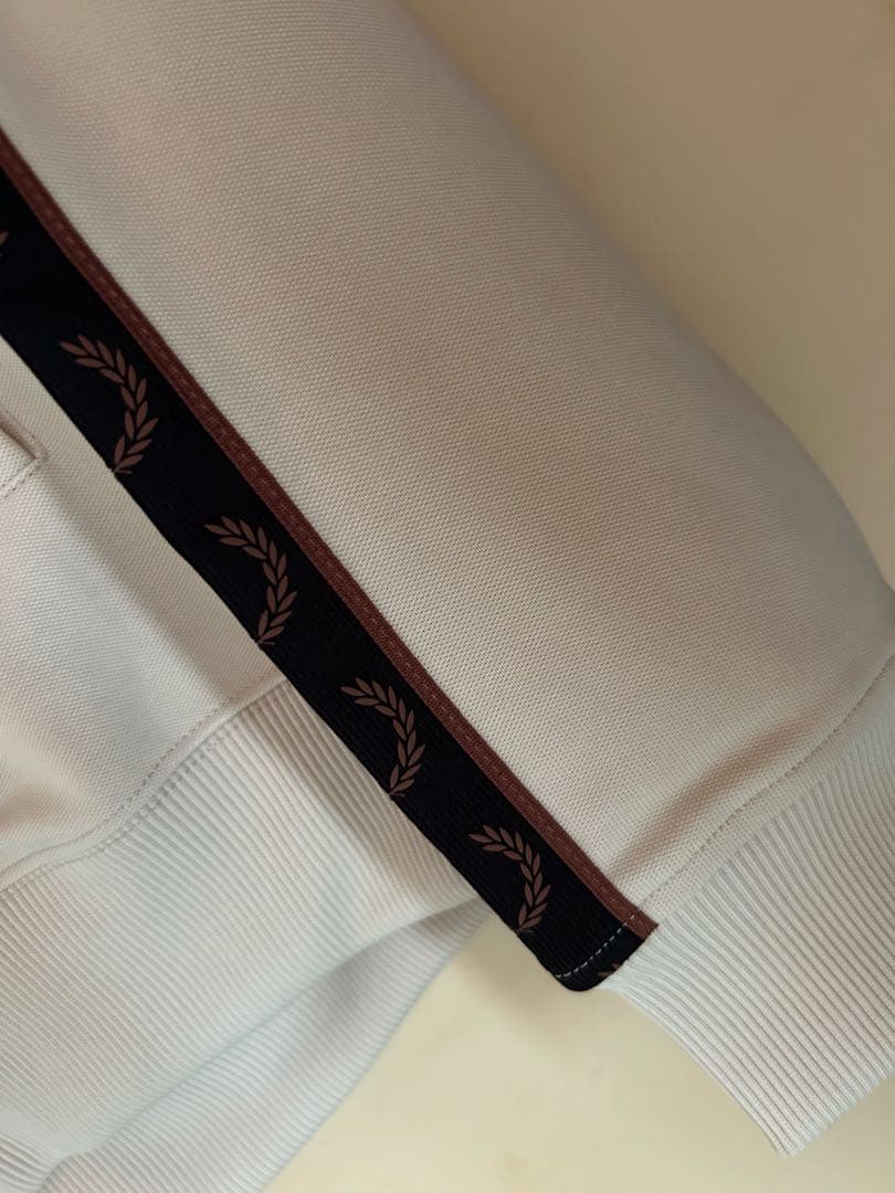 超美 FRED PERRY / Contrast Tape Track JKT