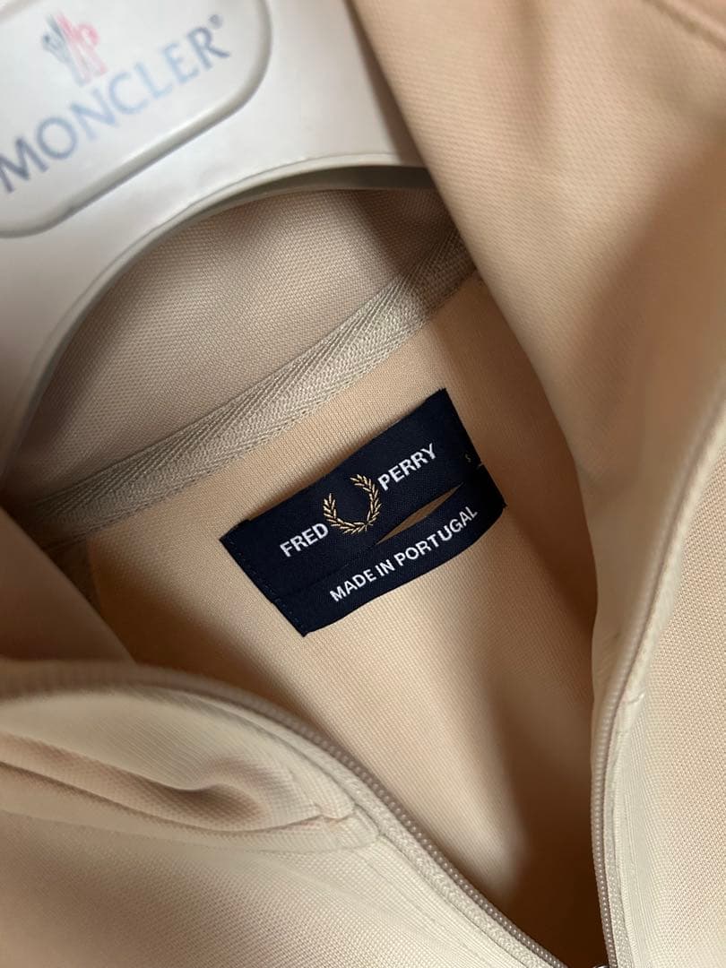 超美 FRED PERRY / Contrast Tape Track JKT