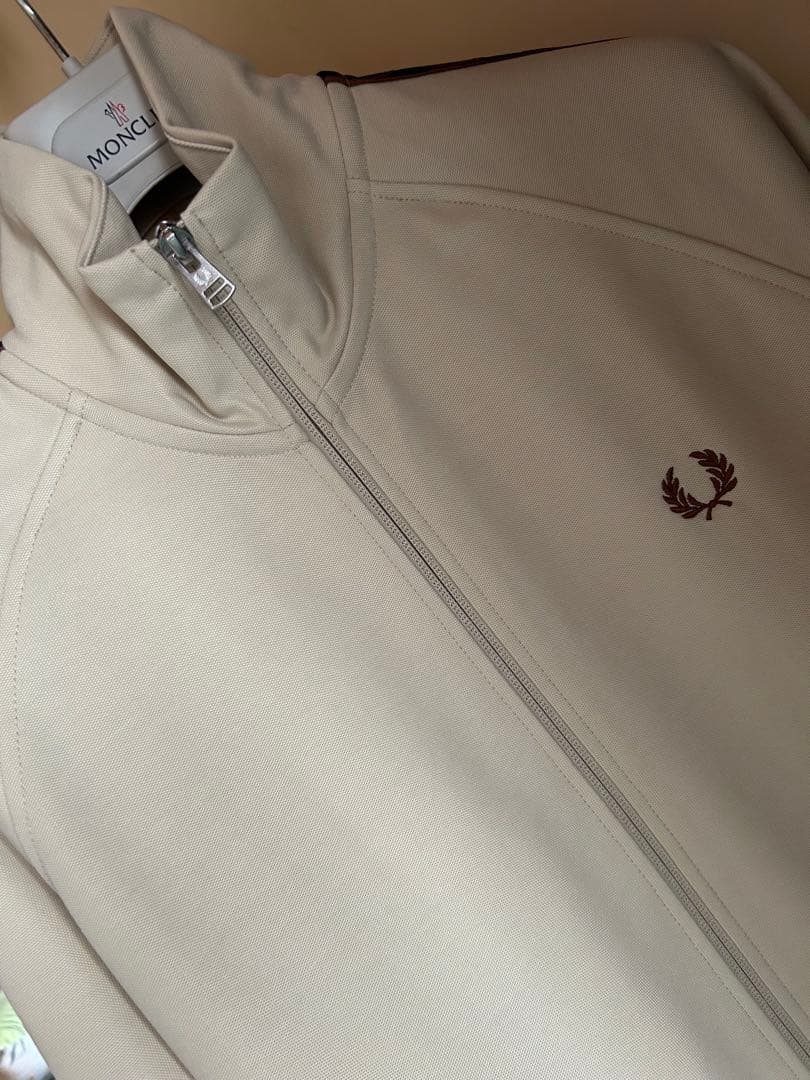 超美 FRED PERRY / Contrast Tape Track JKT