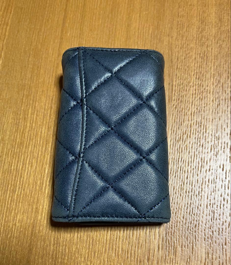 CHANEL キーケース ネイビーラム