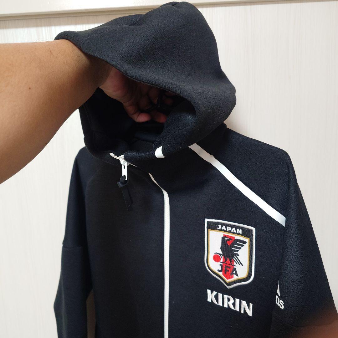 【美品】日本代表 Z.N.E. フーディー Ｌサイズ