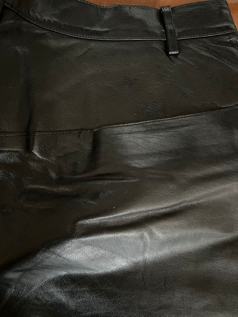 MIUMIUレザーパンツ