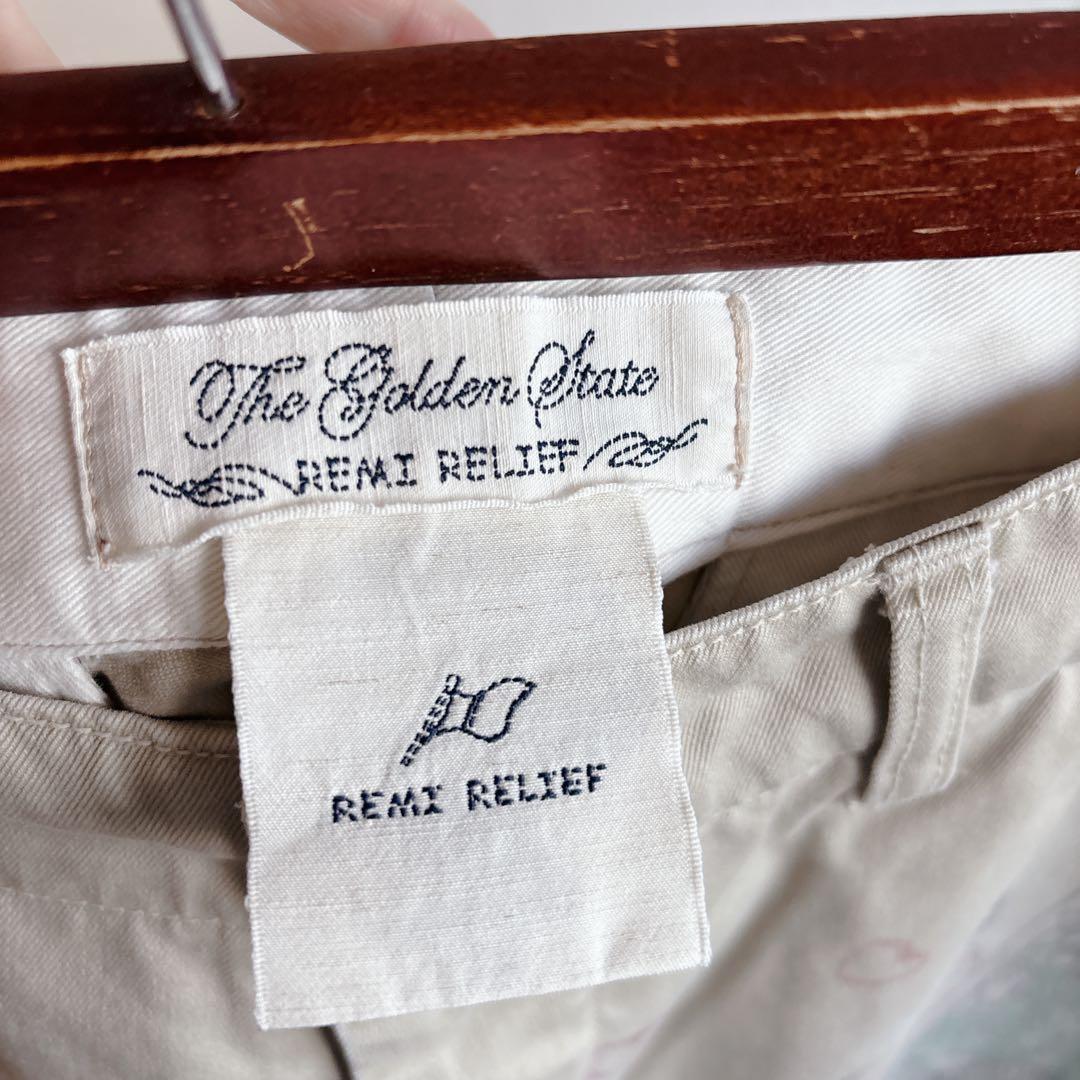 5825レミレリーフ チノパン 落書きプリント　日本製　メンズ　個性的　コットン