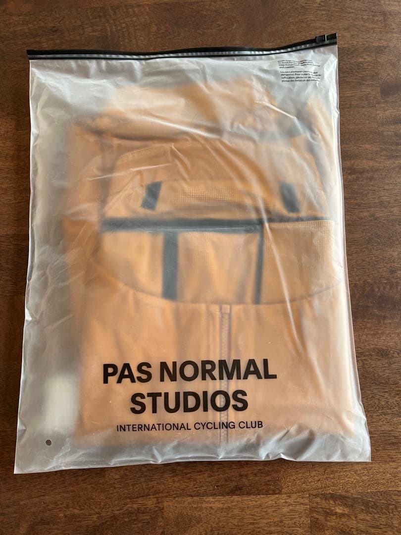 パスノーマルスタジオMen's Essential Thermal Jacket