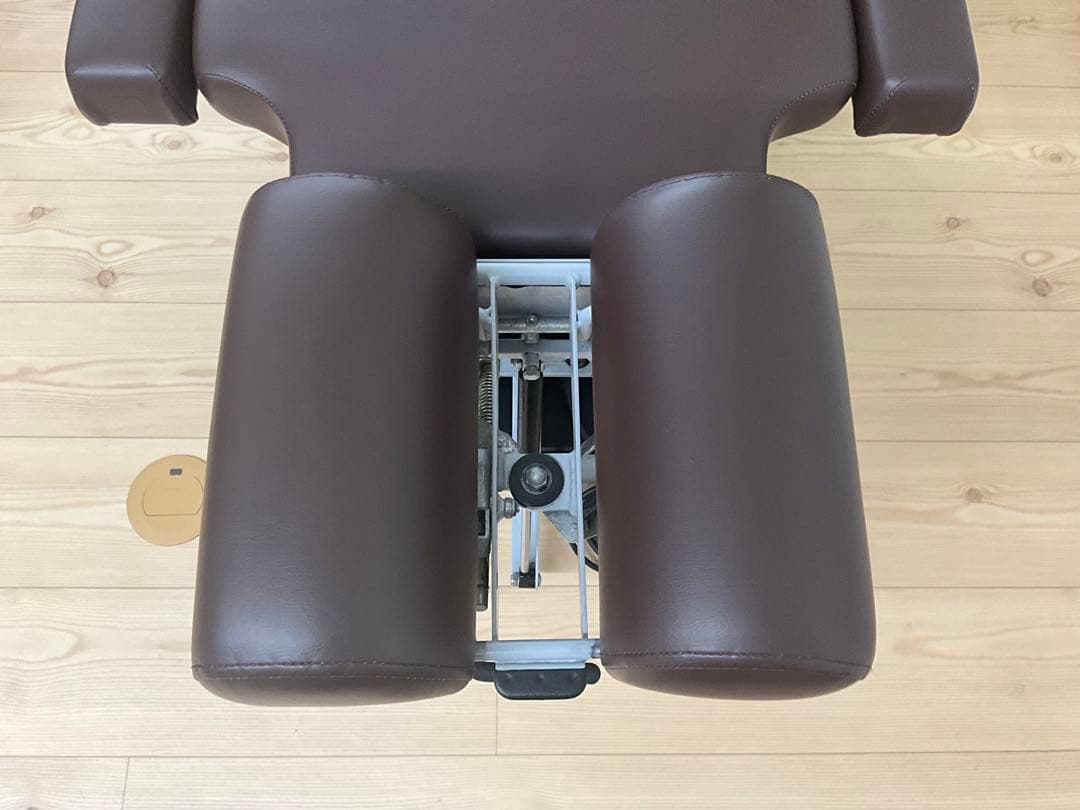 ESAKI MARKS III　昇降 カイロベッド新品張り替え済み