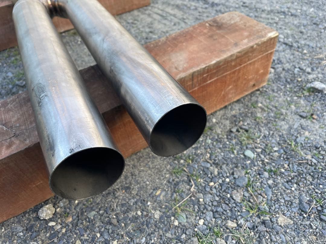 マセラティ　グラントゥーリズモ　センターパイプ