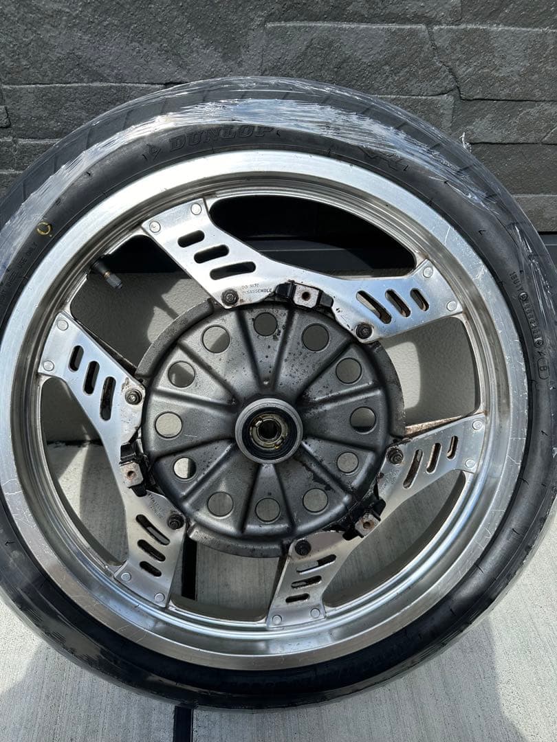 CBX550f 純正ホイール　新品同様タイヤ付き