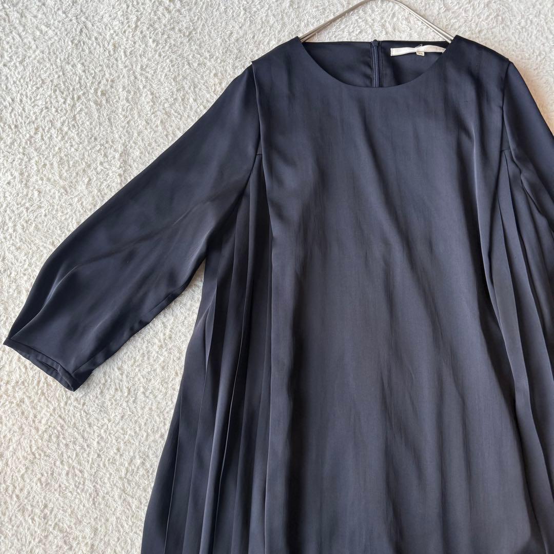 ジユウク プリーツロングワンピース サテン 大きいサイズ 44 ネイビー未使用級