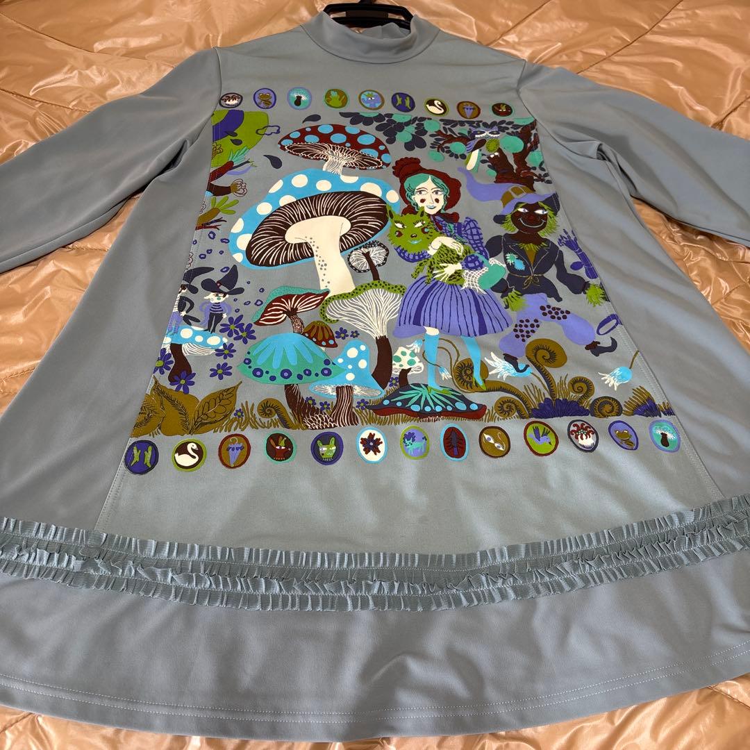 【未使用に近い】✨トクコプルミエヴォル✨ライトブルー地オズの魔法使いチュニック❣️