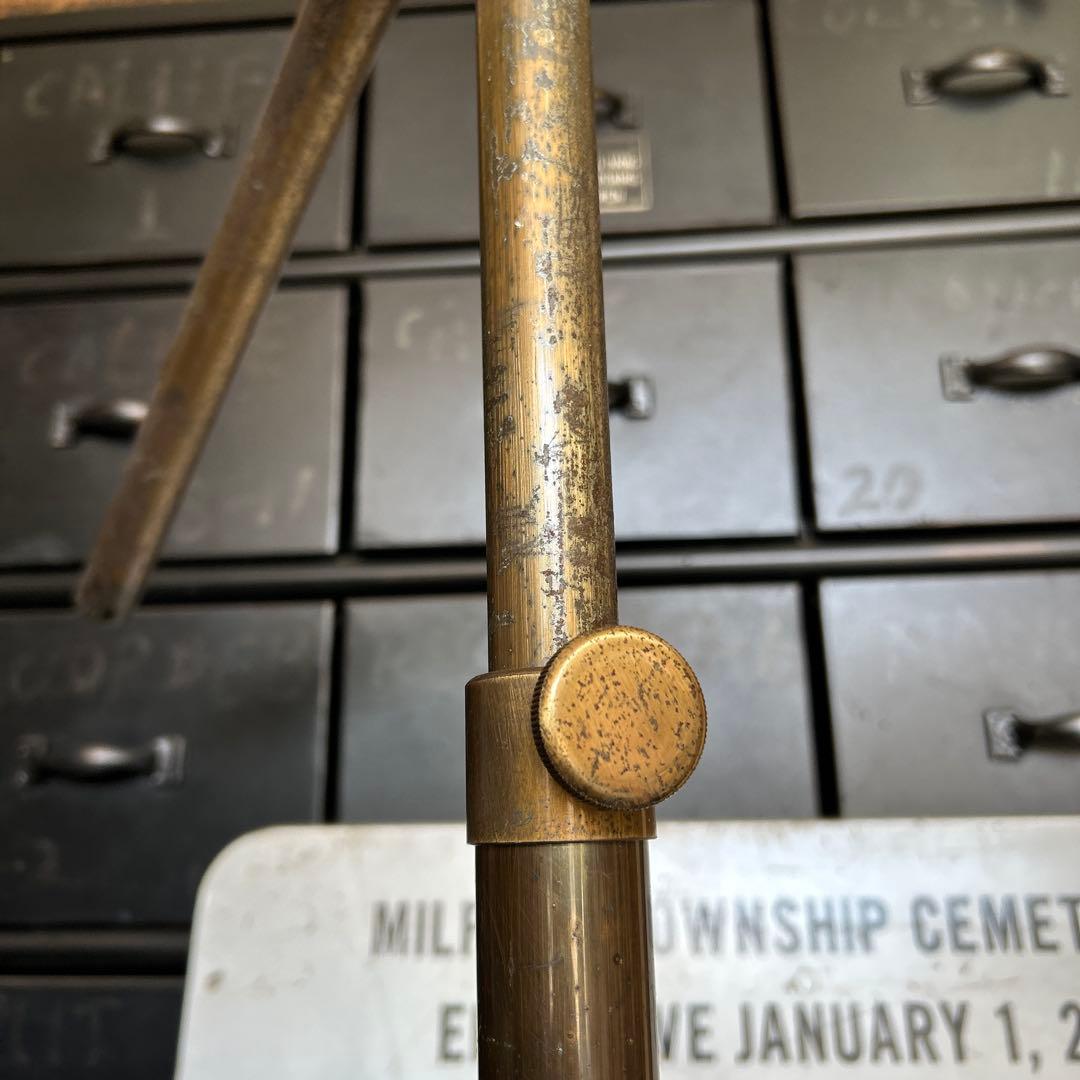 ヴィンテージ スラントハンガー メタルラック シャビー インダストリアル 金