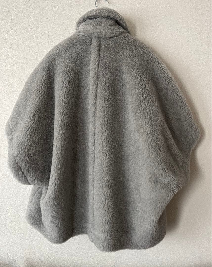 MAX MARA マックスマーラ　テディケープ　ライトグレー　フリーサイズ