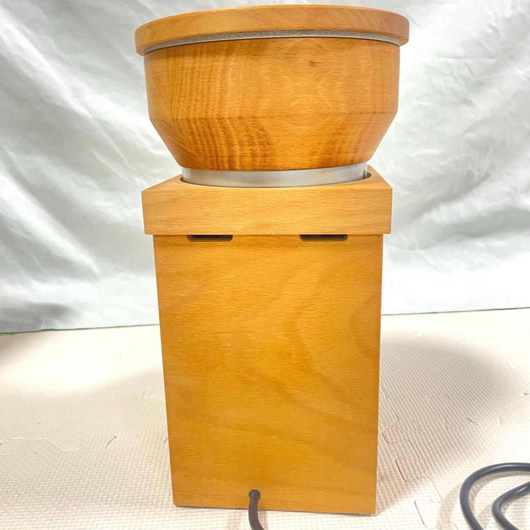 ドイツ Komo 電動石臼製粉機　Fidibus 21 小麦製粉